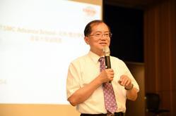 SVP of academic affairs Chen Sinn-wen said that this is the first time in Taiwan for a leading enterprise and a top university to jointly set up a systematic program.