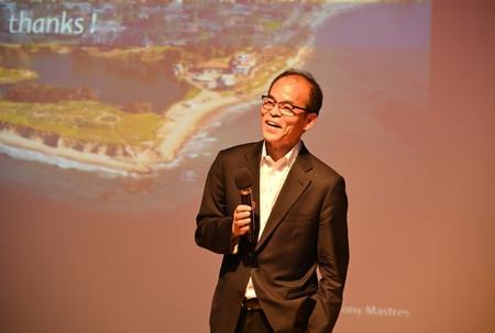 
Nakamura managed to condense his entire career into a one-hour talk.
