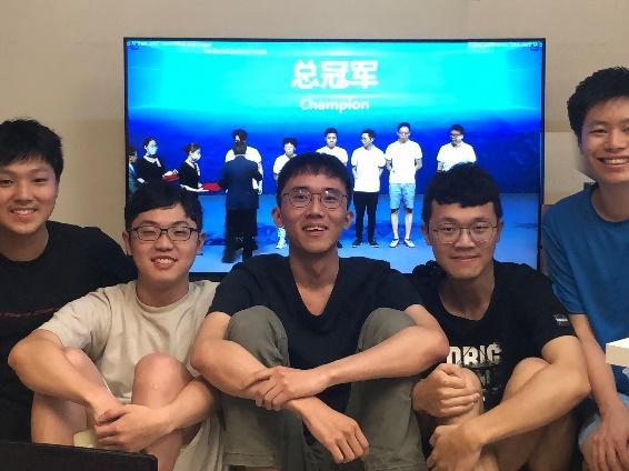 
The NTHU team which has recently won the Championship in the online group of the 2020-2021 ASC Student Supercomputer Challenge (left to right): Jiang, Huang, Wang, Zhang, and Mou.