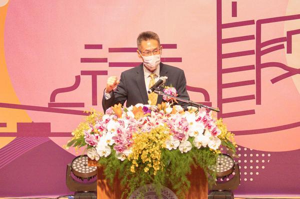President Kao said that NTHU is sure to successfully meet the challenges of the next 111 years.