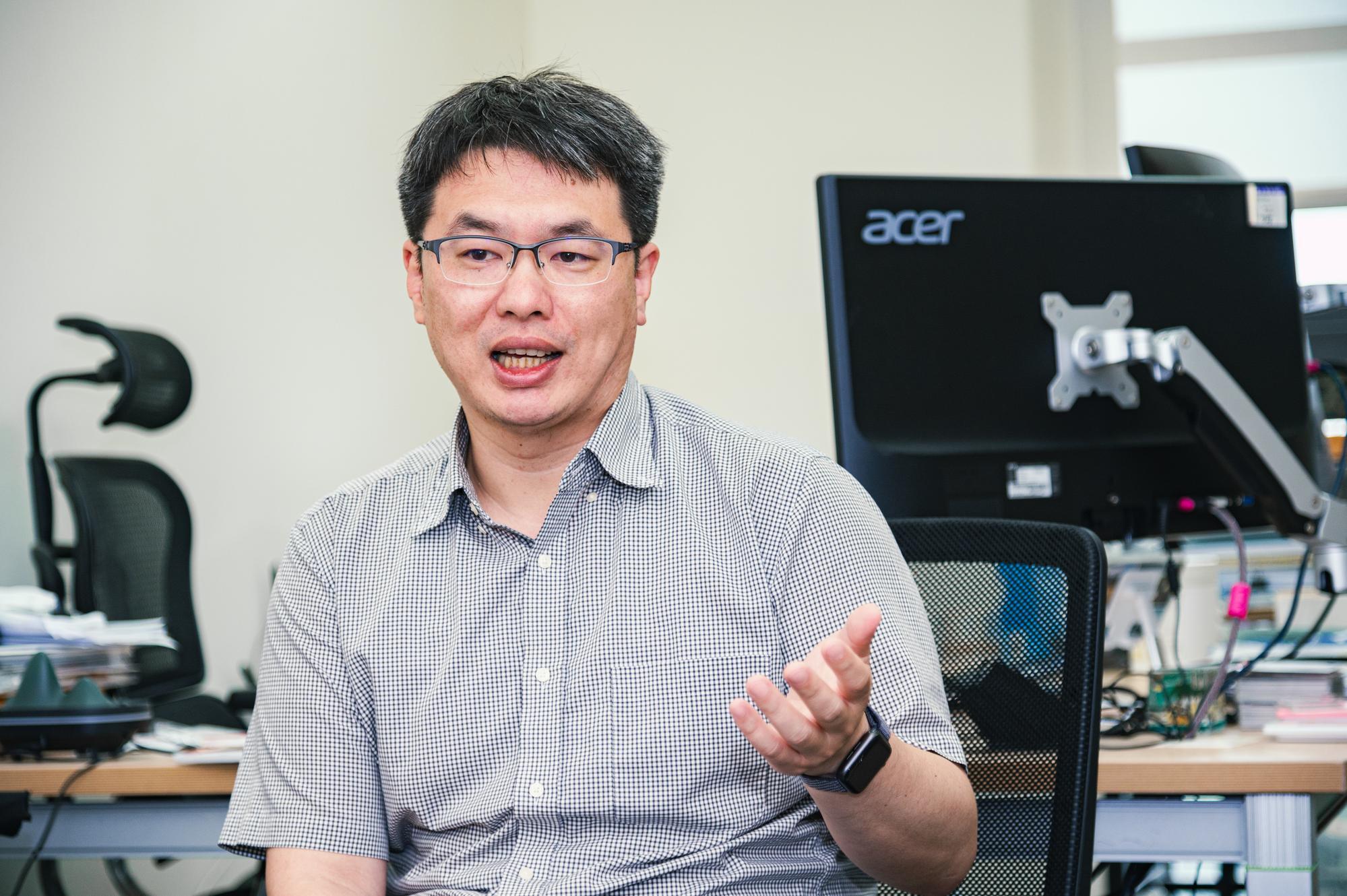 Professor Dehui Wan (萬德輝) from NTHU's Institute of Biomedical Engineering has developed a 