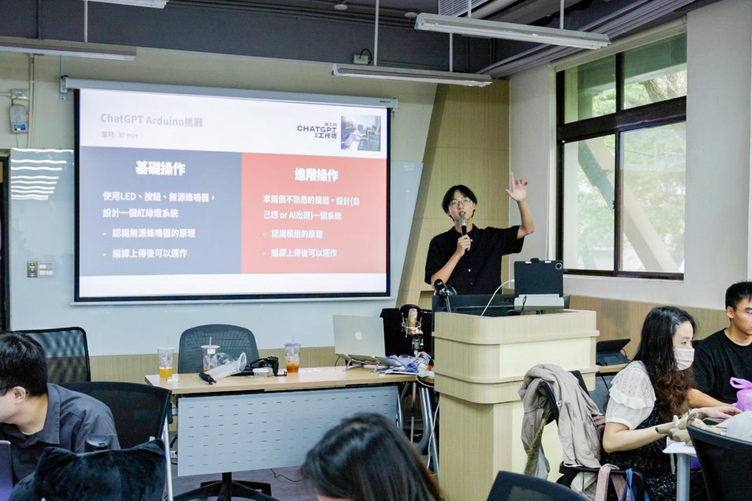 NTHU is the first university in Taiwan to establish a working group dedicated to generative AI and to offer AI workshops for all students.