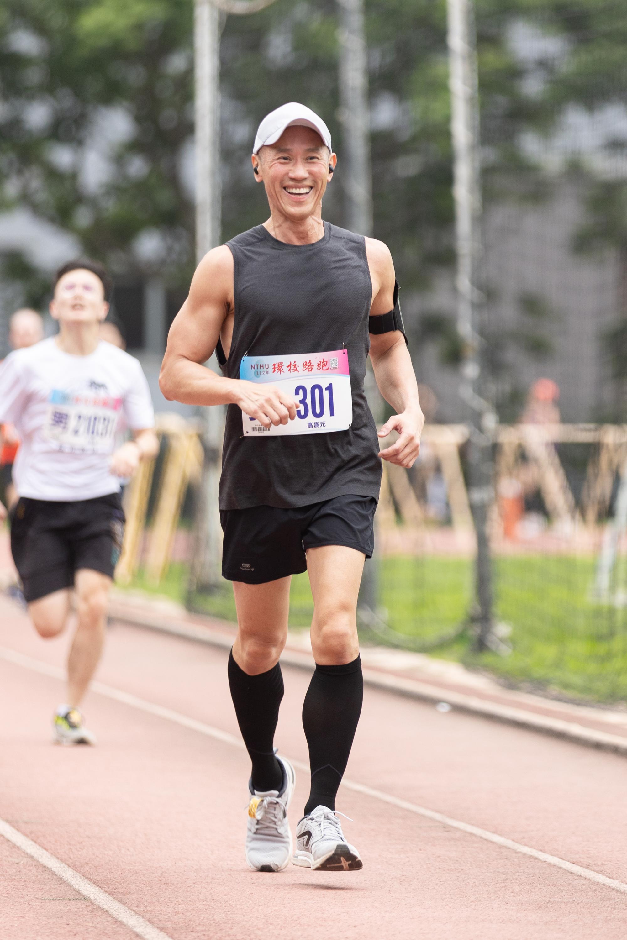 President W. John Kao (高為元) will run to raise funds for the Sports Development Fund during the 113th anniversary.