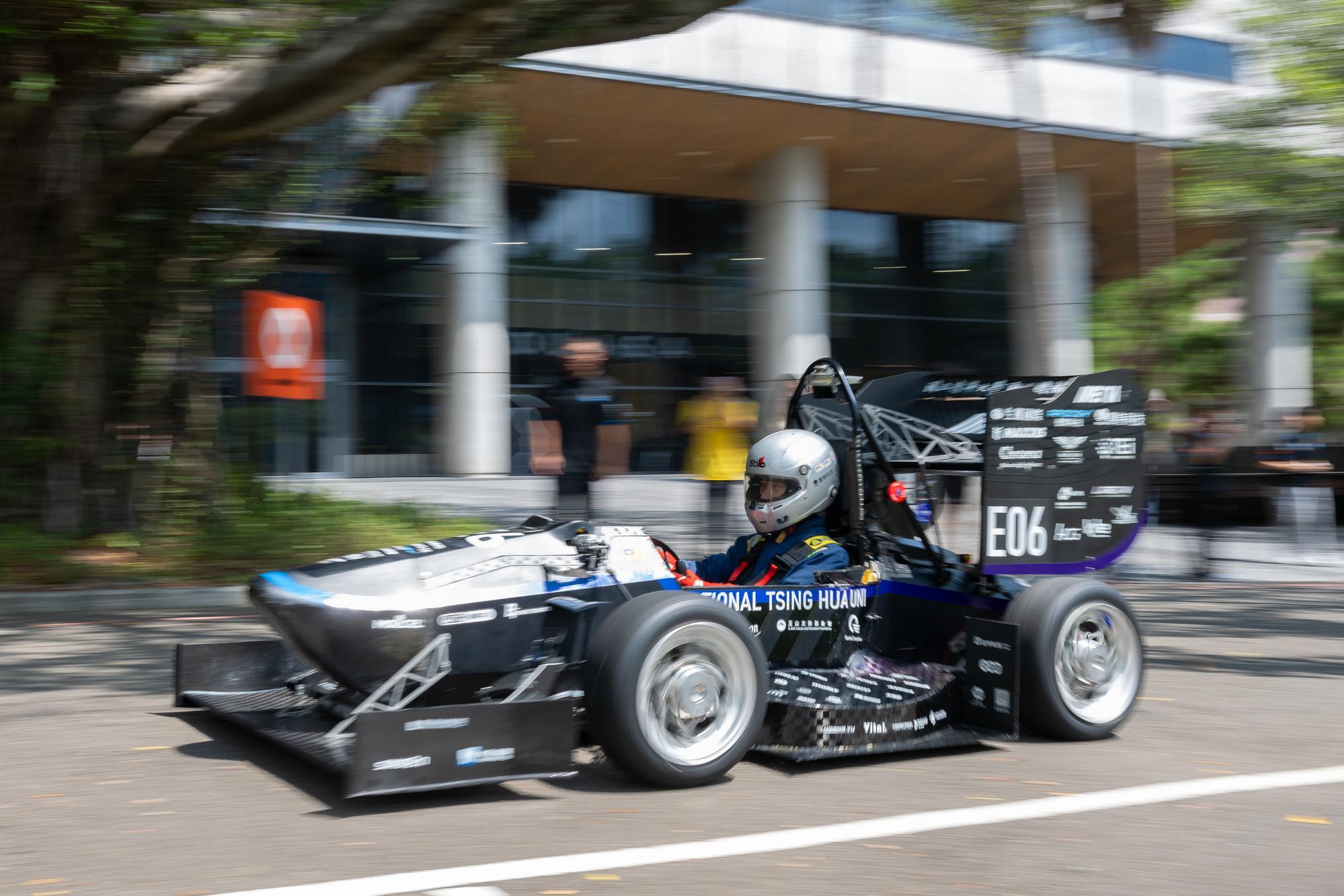 The eighth-generation race car, TH08, is showcased in a dynamic demonstration by the NTHU Racing Team.