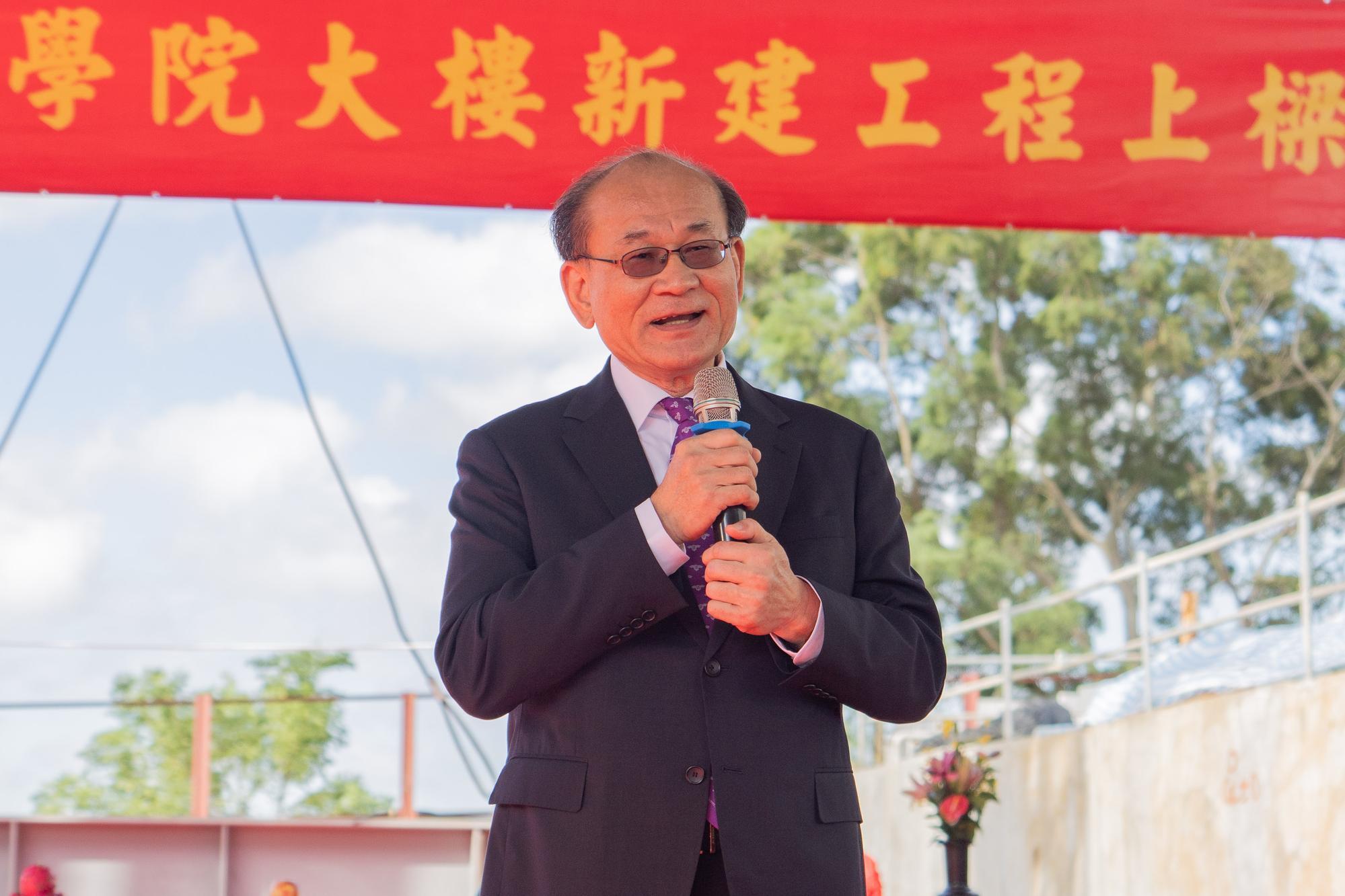 Eric Tsai (蔡進步) has high hopes for the College's future development in cross-disciplinary education.