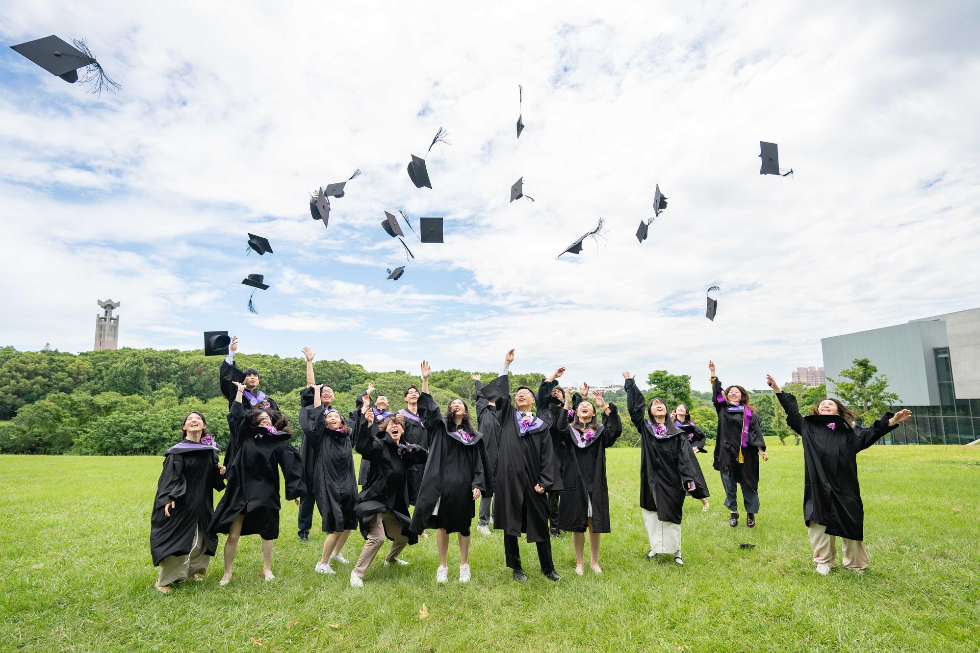 NTHU's first cohort of 20 medical students graduated this year and will begin postgraduate clinical training at hospitals across Taiwan.