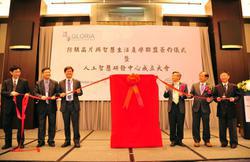 
Inaugurating the AI Research and Development Center. From left to right: Chang Shih-chieh, Tseng Fan-gang, Hsu&nbsp;Yu-chin, Hocheng Hong, Chen Sinn-wen, and Lin Congyong.