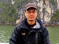 Professor Po-wen Chiu of the Department of Electrical Engineering