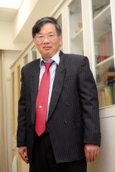 Professor Chang Cheng-shang.