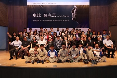  Group photo.